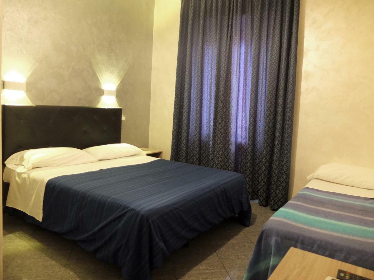 Hotel Planet Рим Экстерьер фото