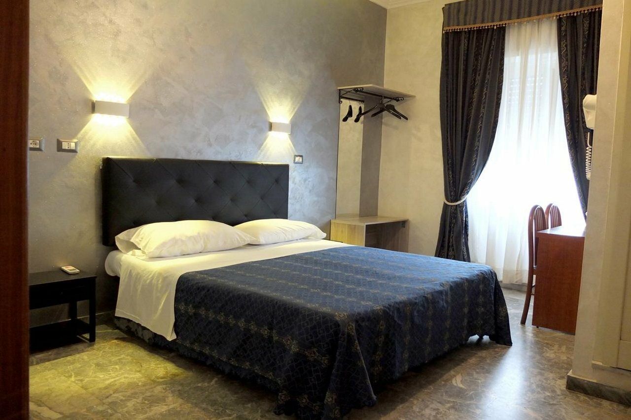 Hotel Planet Рим Экстерьер фото